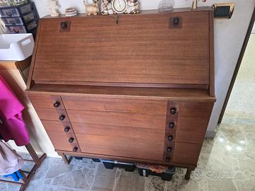 Mobile secretaire/scrittoio a ribalta