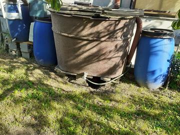 Botti vetroresina per vino