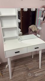 Toeletta trucco con led e sgabello