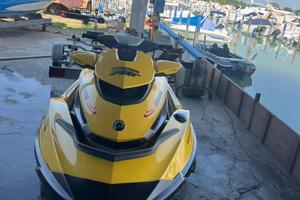 Moto d'acqua SEADOO RXT260IS