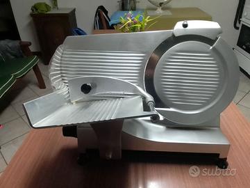 Affettatrice semiprofessionale