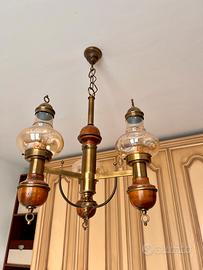 Lampadario e lampade comodini stile vintage