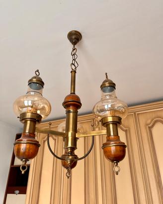 Lampadario e lampade comodini stile vintage