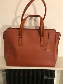 Borsa in pelle TUM nuova con etichetta