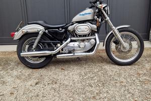 Harley davidson sportster 883