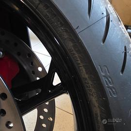 Gomme nuove 2026 montate su bmws1000rr