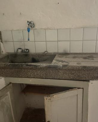 Lavello vintage anni 50 in graniglia