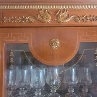 Vetrina Stile Impero adatta per arredi b&b
