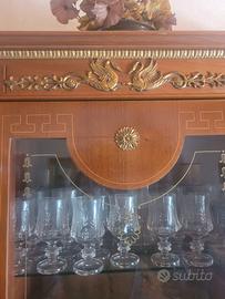 Vetrina Stile Impero adatta per arredi b&b