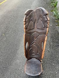 Sedia tribale africana, intagliata a mano,in legno