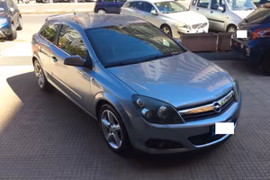 Opel Astra GTC 1.9 16V CDTI 150CV 3 porte Cosmo