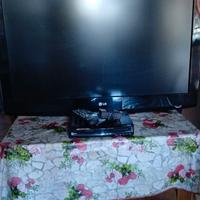 Tv lcd 37" con decoder Digital System