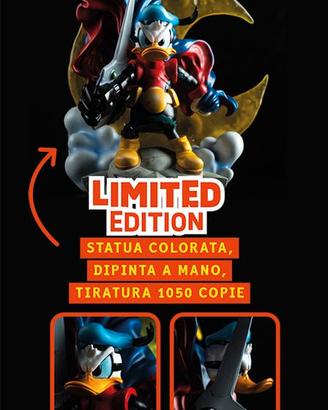 Statua di PK Paperinik di Claudio Sciarrone