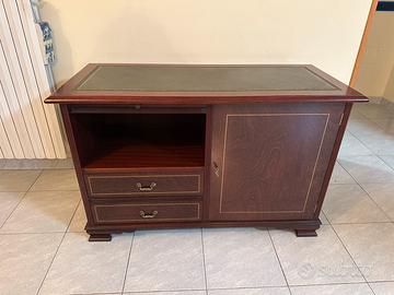 Mobile in Piuma di Mogano