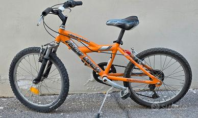 bicicletta bambino marca Race Tech 