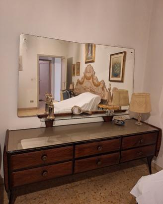 cassettone vintage con specchiera