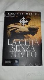 Libro-la citta senza tempo-2008-enrique moriel