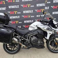 TRIUMPH Tiger 1200 XRT con Valige