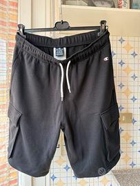Bermuda di colore nero Champion