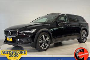 VOLVO V60 Cross Country B5 AWD automatico Plus P