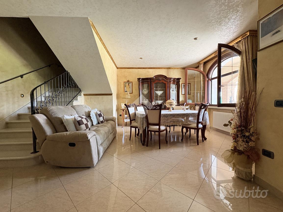 VILLA A SCHIERA A MOTTEGGIANA - Vista 2