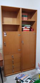 mobile  in legno massello