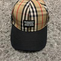 Cappello con visiera - Burberry - Condizioni nuove