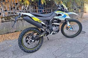 UM DSR 125cc*ENDURO MOT. LC APRILIA