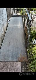 scivolo / discesa /rampa di accesso per carrozzine