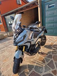 Honda X-ADV 750