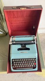 Macchina da scrivere Olivetti Studio 44