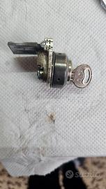 Bloccasterzo originale  Vespa VNA, VNB, VBA, VBB