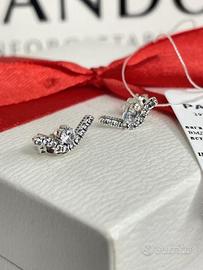 Pandora Orecchini Onda Pietre Luminose 292544C01