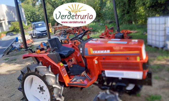 TRATTORE AGRICOLO USATO