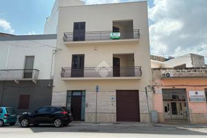 MONOLOCALE A TRAPANI