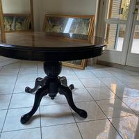 Tavolo rotondo in mogano