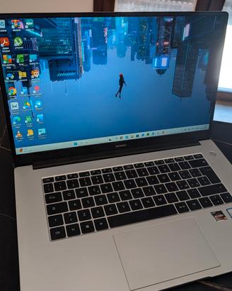 PC HUAWEI MATEBOOK D 15,6"  8/256 GB ARGENTO