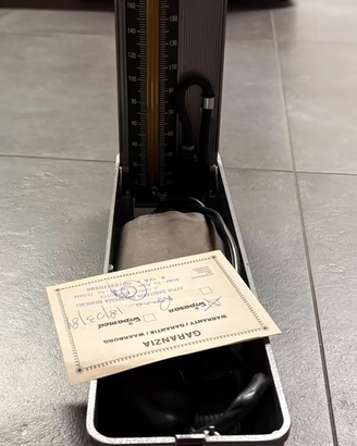 Misuratore di pressione sanguigna