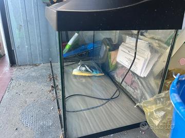 Acquario tetra 105litri