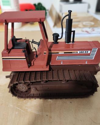 Modellino trattore Fiat 160-55 in scala 1/32