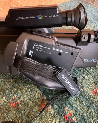 Grundig VS-C45 videocamera con accessori