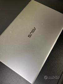 portatile Asus i7