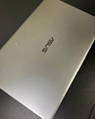 portatile Asus i7