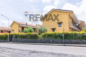 Villa a schiera - Santa Venerina