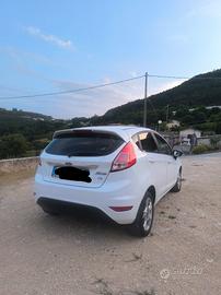 Ford Fiesta mk6 