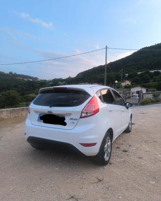 Ford Fiesta mk6 