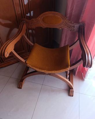 poltroncina da camera da letto 