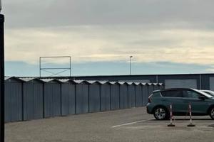 Box locali di varie metrature e posto auto moto