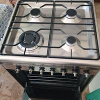 FORNO E FORNELLO A 4 FUOCHI  SMEG