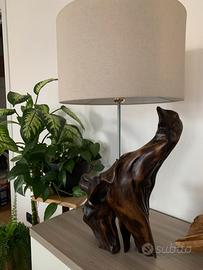 Lampada artigianale in legno naturale